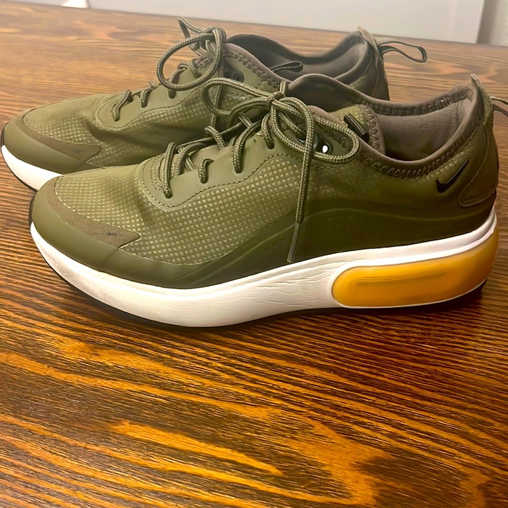 Nike Air Max Delia Army Green sz.6